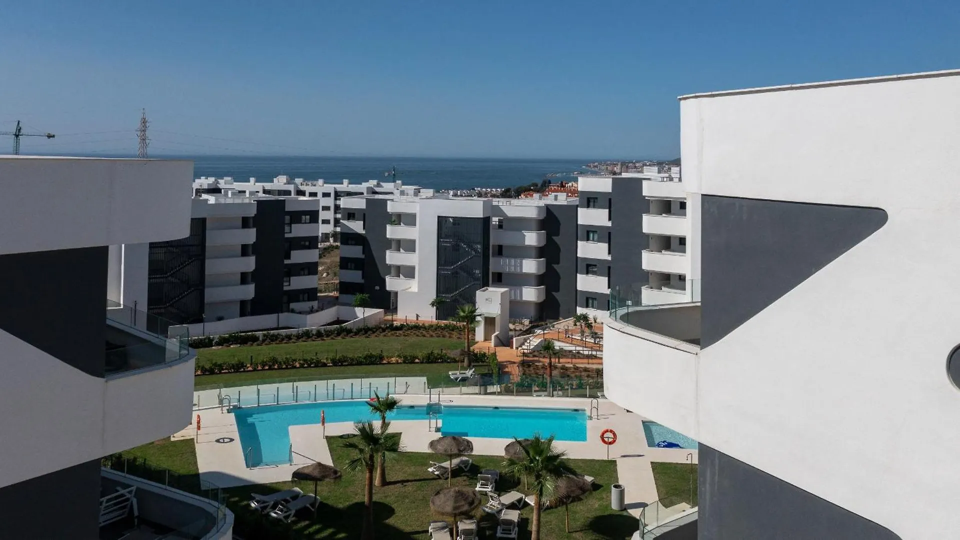 Lejlighed Premium Garden Suite With Private Pool In Higueron Fuengirola Spanien