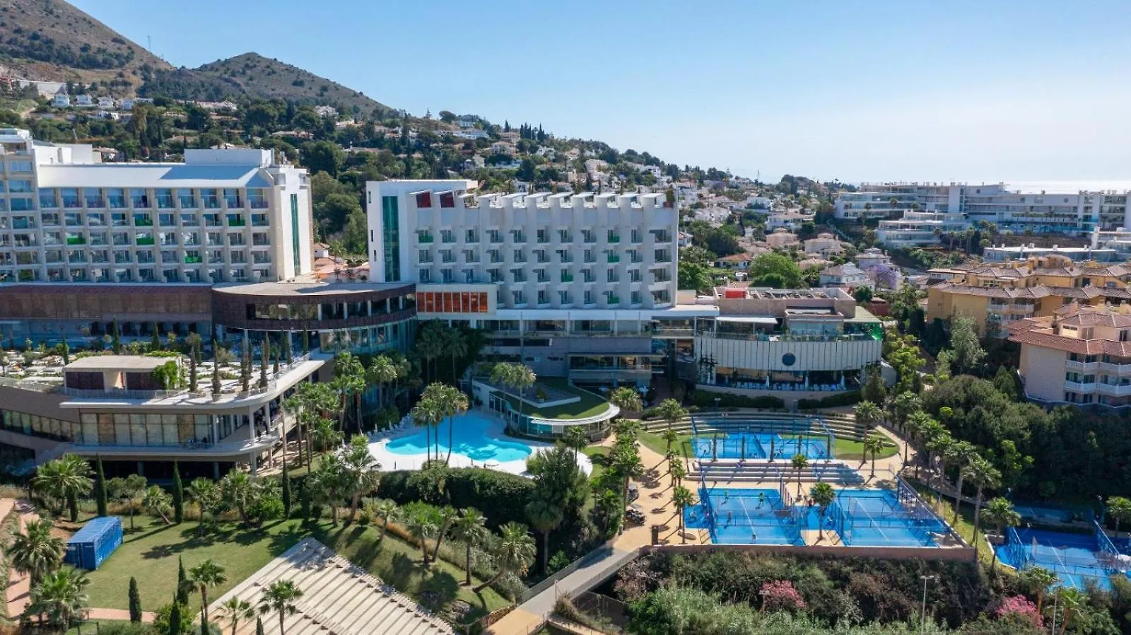 Premium Garden Suite With Private Pool In Higueron Fuengirola